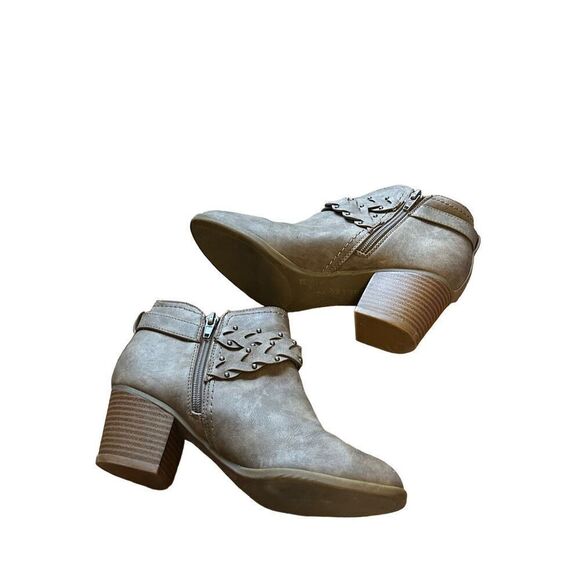 Indigo Rd. Brown Braided Ankle Boots Booties With Studs Size 7 - Picture 4 of 10